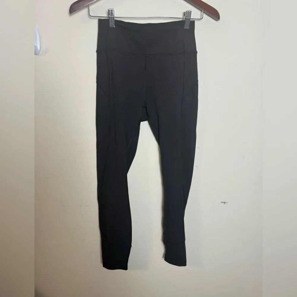 Lululemon In Movement 7/8 Tight *Everlux 25" Black Size 6
